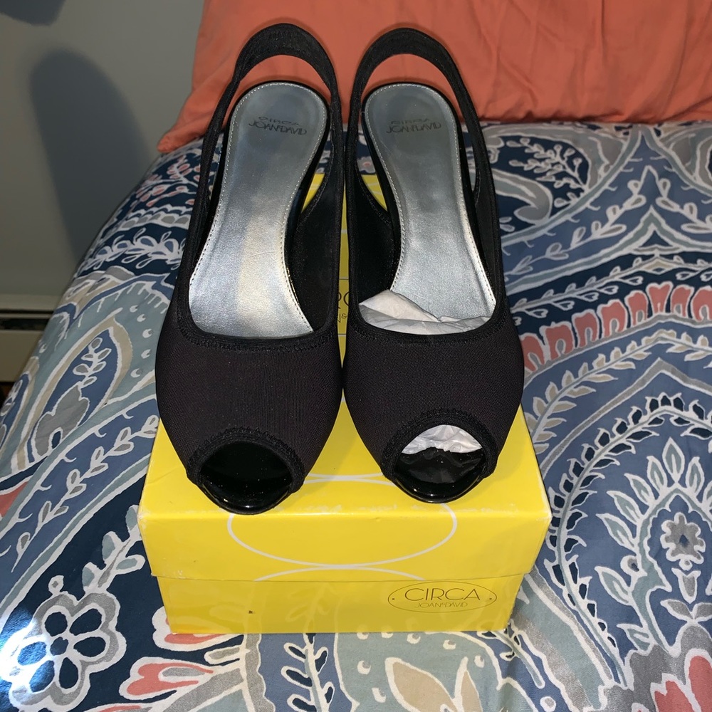 Black peep toe wedges